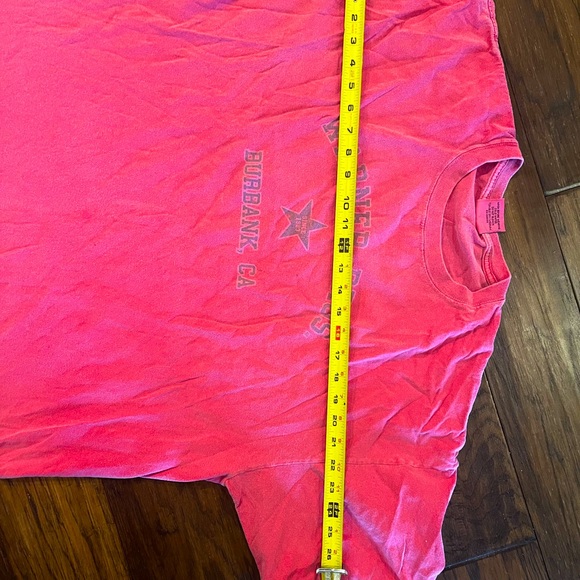 Warner Bros Burbank Studio T shirt New condition, never worn - Picture 3 of 7